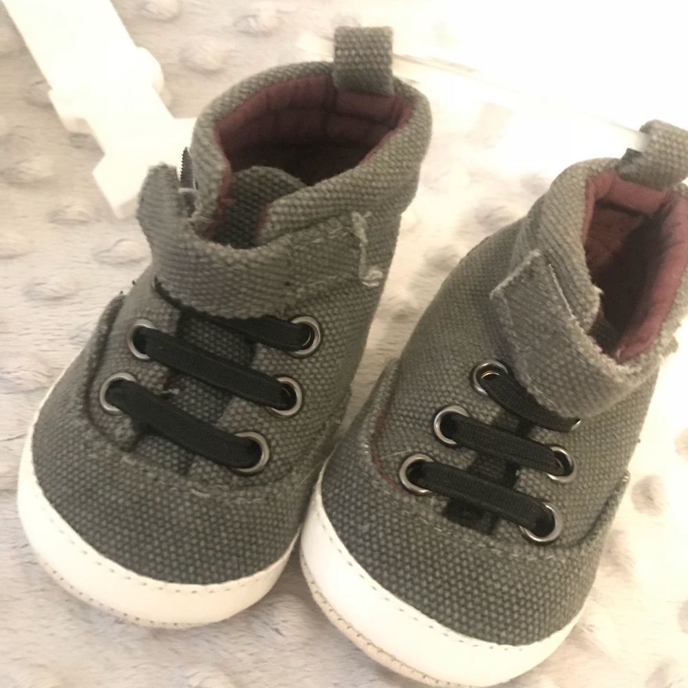 Newborn shoes